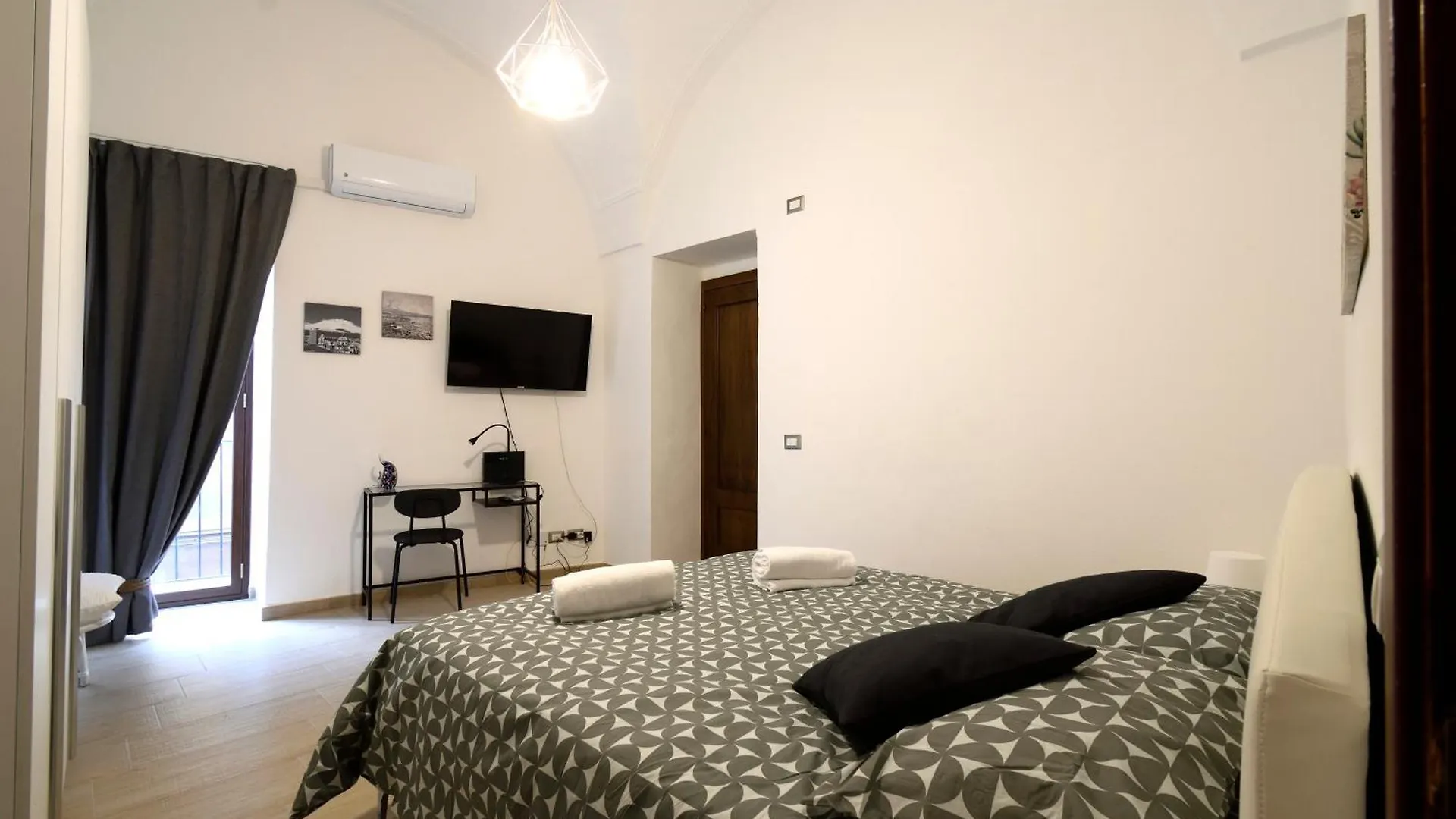 La Casa Di Carta Al Duomo Appartement Catánia Italië